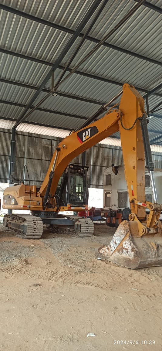 Escavadeira Caterpillar 320D 2012 - Imagem 13