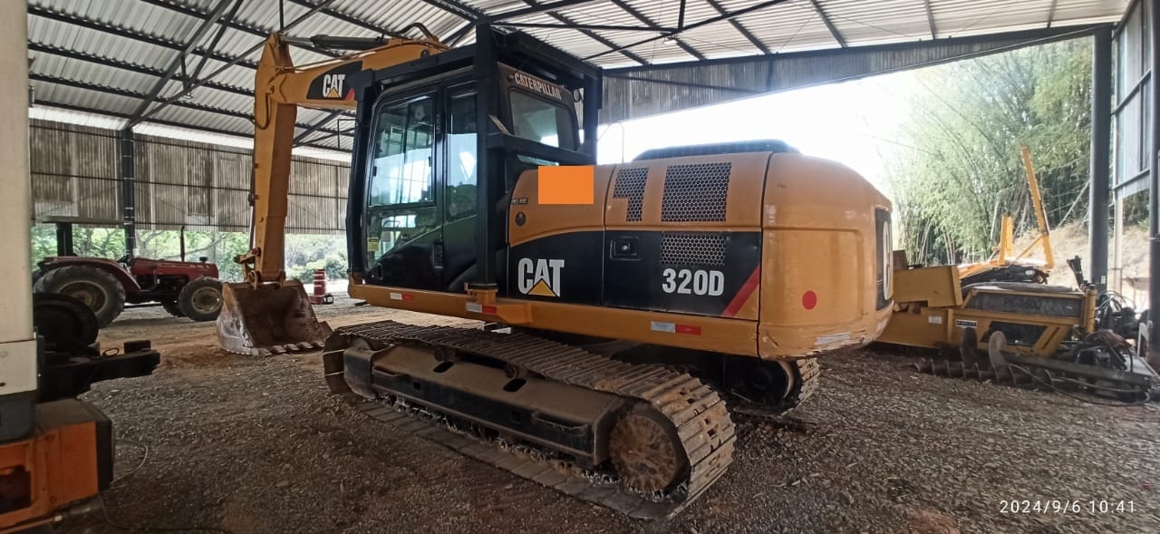 Escavadeira Caterpillar 320D 2012 - Imagem 14