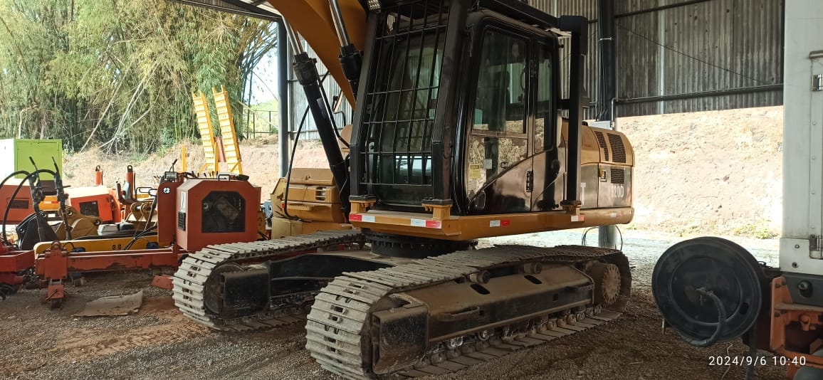 Escavadeira Caterpillar 320D 2012 - Imagem 15