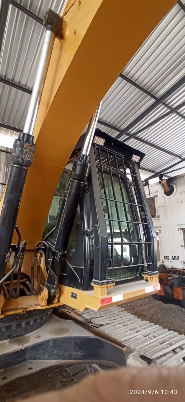 Escavadeira Caterpillar 320D 2012 - Imagem 21