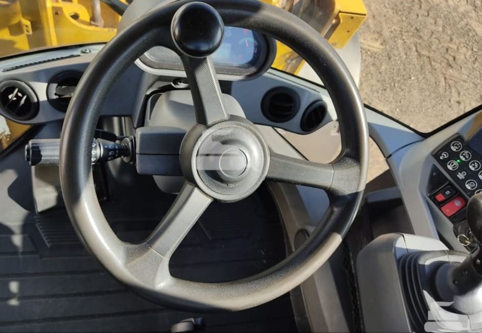 Pá Carregadeira Caterpillar 938 K 2018 - Imagem 7