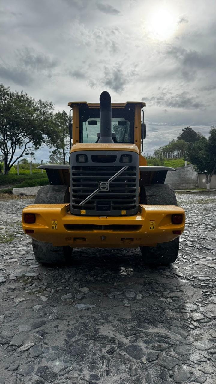 Pá Carregadeira Volvo L110F 2016 - Imagem 5