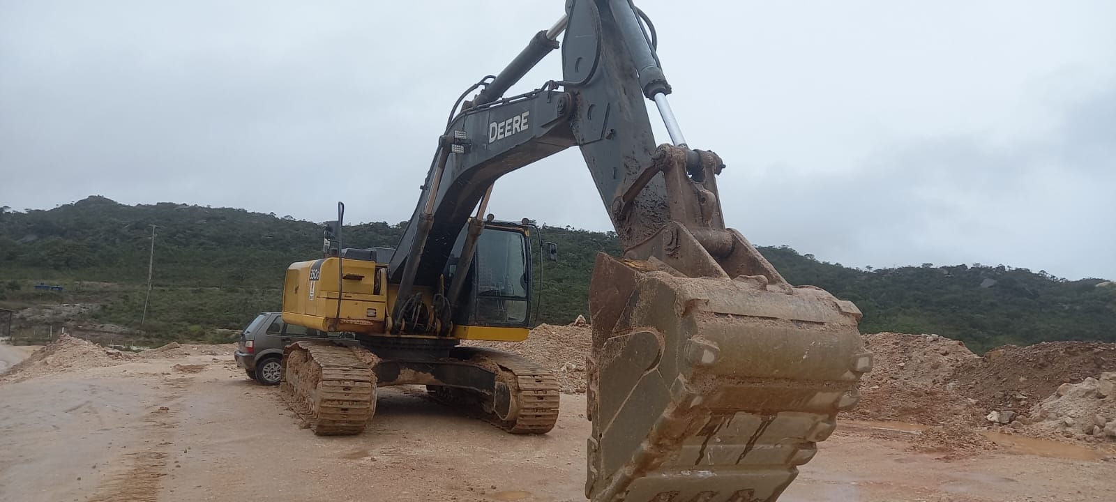 Escavadeira John Deere 350G 2015 - Imagem 1