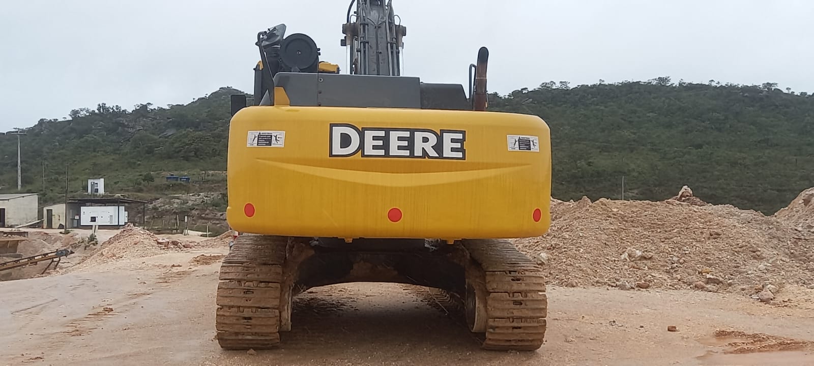 Escavadeira John Deere 350G 2015 - Imagem 4