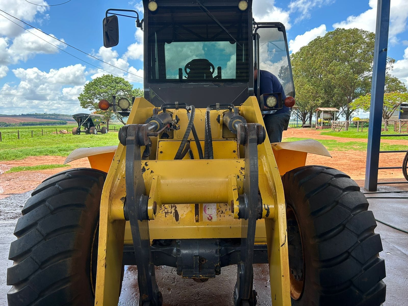 Pá Carregadeira New Holland 12D 2014 - Imagem 2