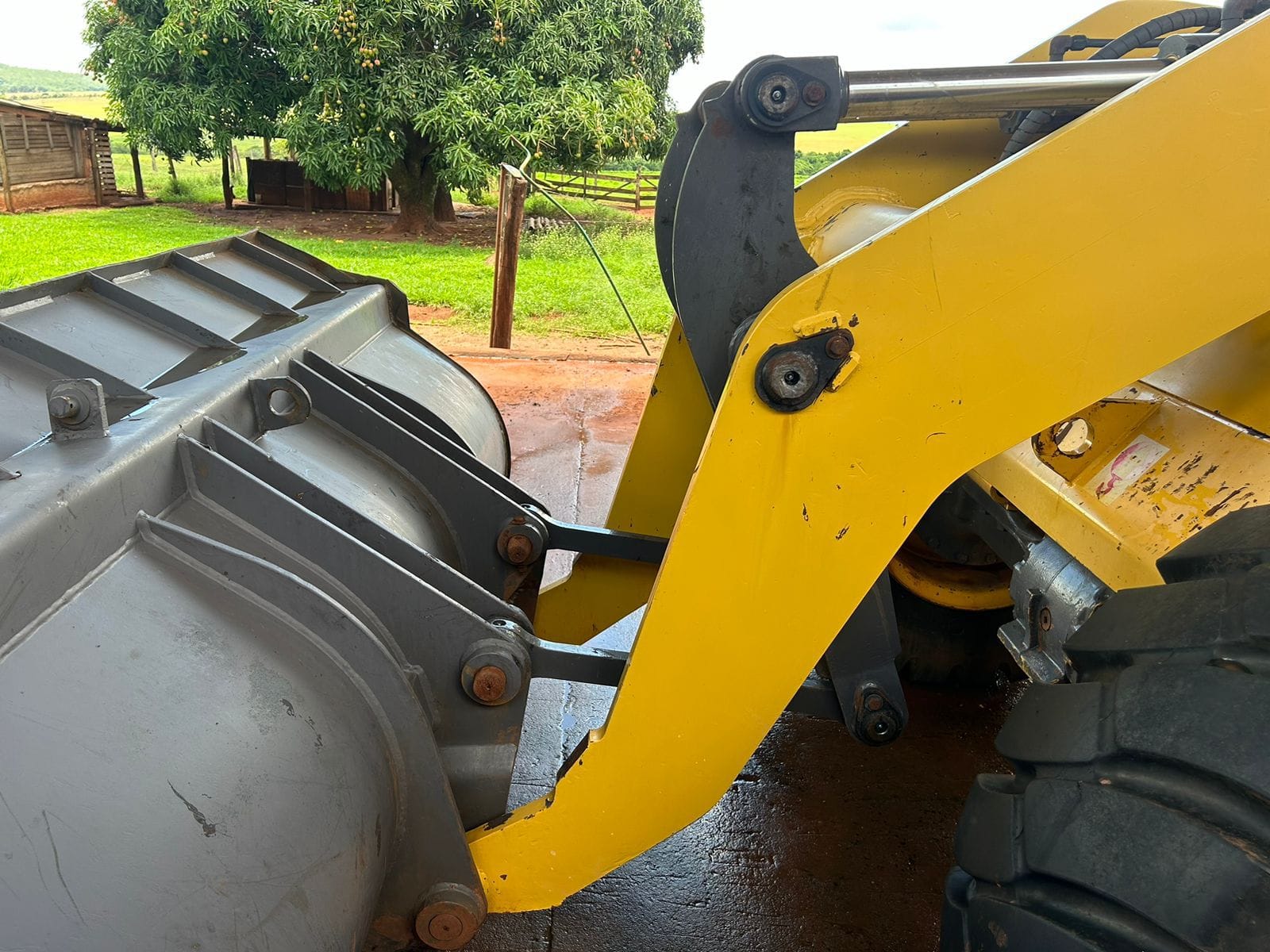 Pá Carregadeira New Holland 12D 2014 - Imagem 8