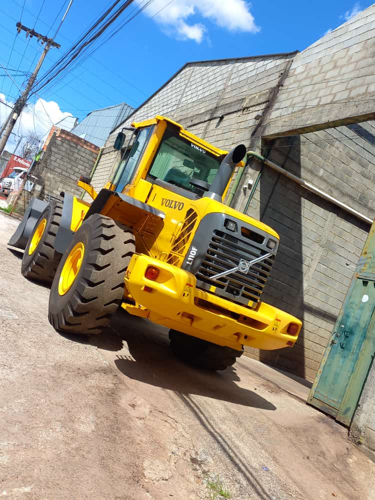 Pá Carregadeira Volvo L110F 2014 - Imagem 2