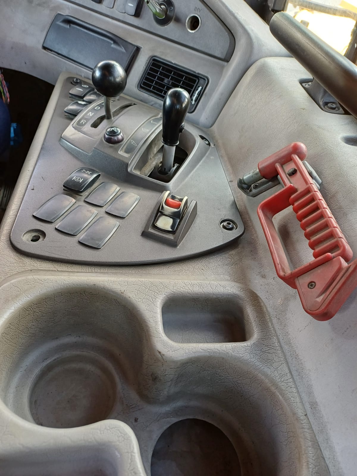 Caminhão Articulado Volvo A30G 2019 - Imagem 15