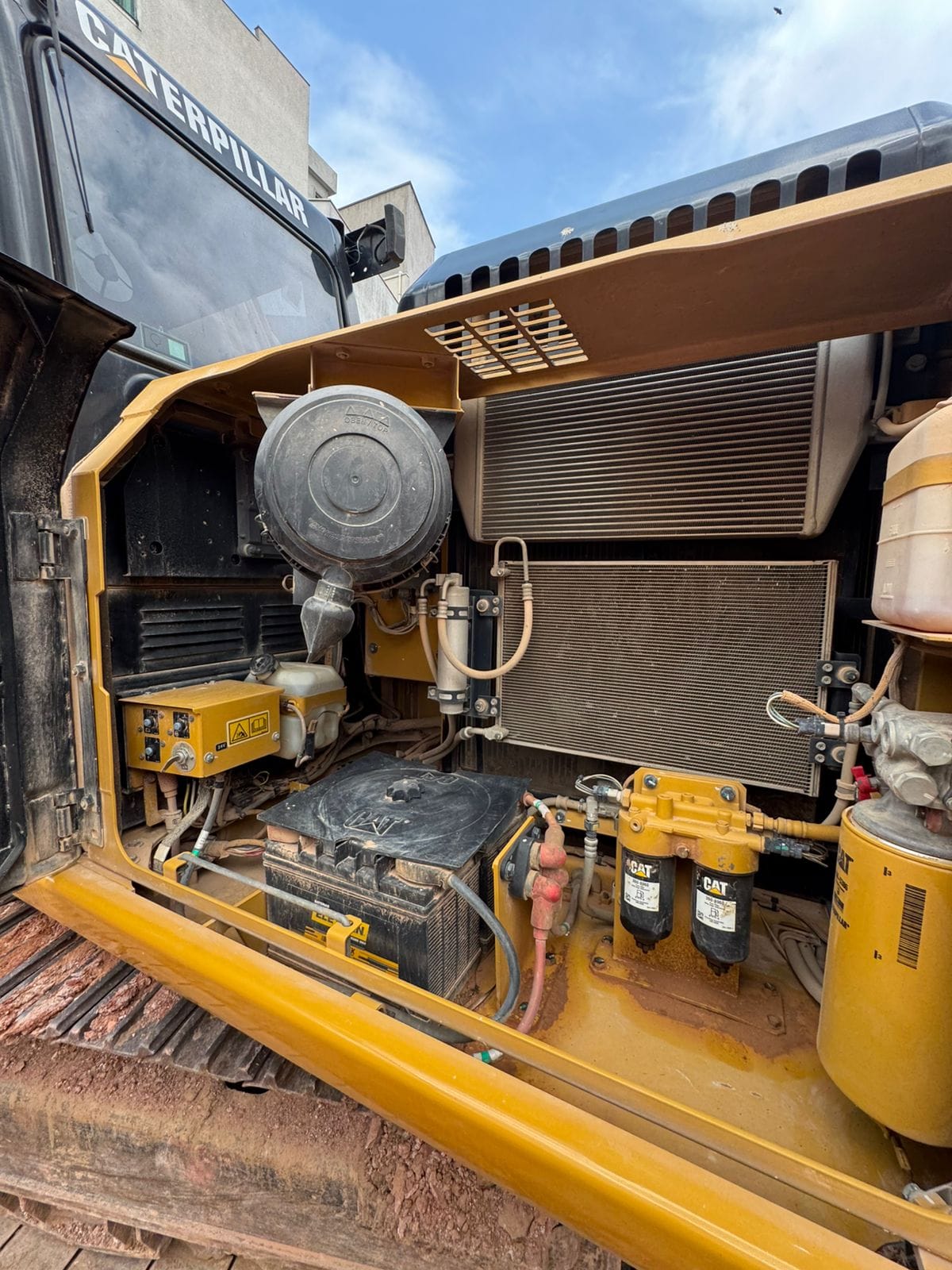 Escavadeira Caterpillar 318D2L 2019 - Imagem 14