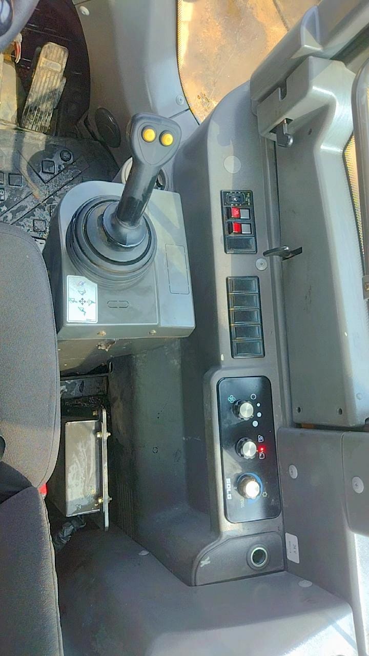 Pá Carregadeira SDLG L918 2021 - Imagem 12
