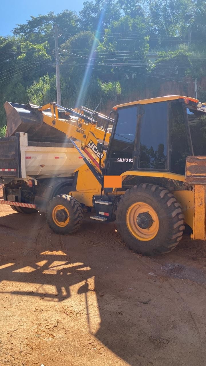 Retroescavadeira JCB 3CX 2023 - Imagem 5