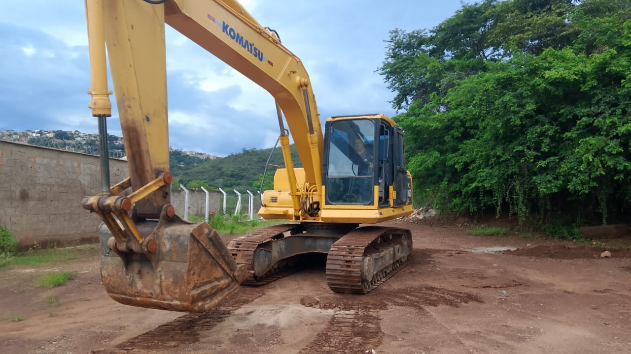 Escavadeira Komatsu PC160 LC 2007 - Imagem 2