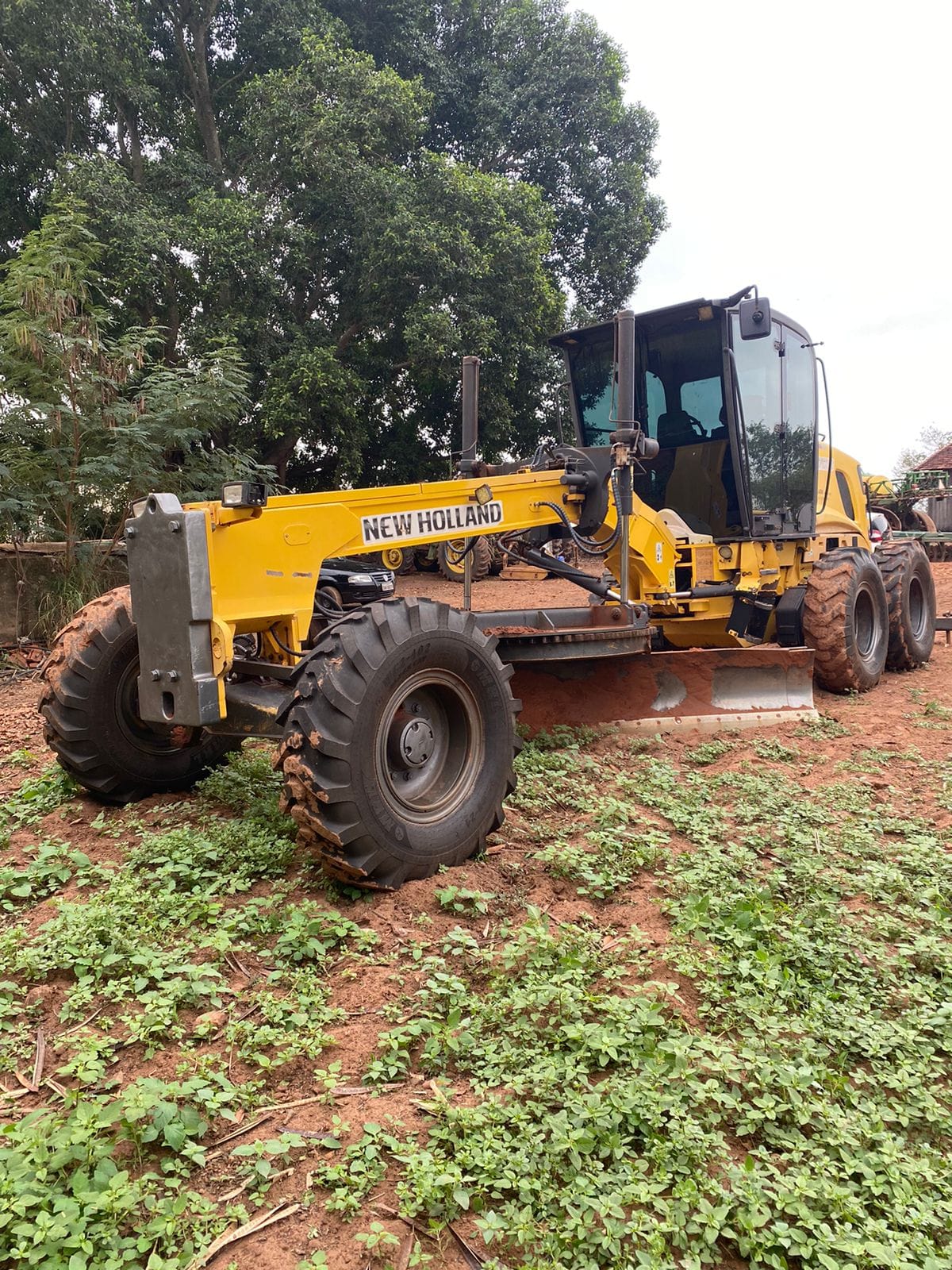 Motoniveladora New Holland RG 170B 2011 - Imagem 1