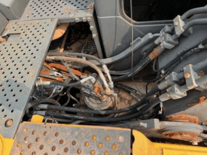 Escavadeira Volvo EC210D 2019 - Imagem 14
