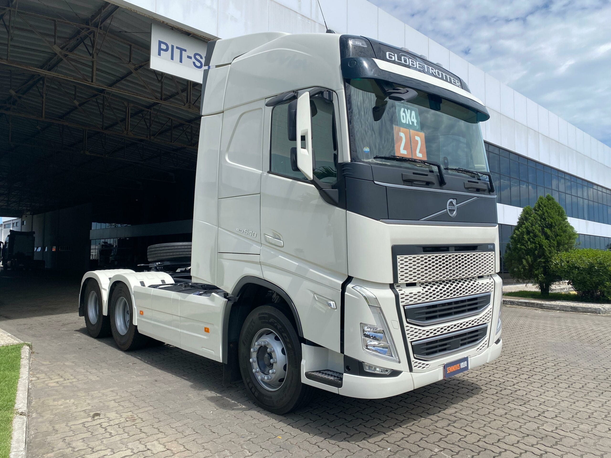 Caminhão Volvo FH 540 6x4T 2022 - Imagem 4