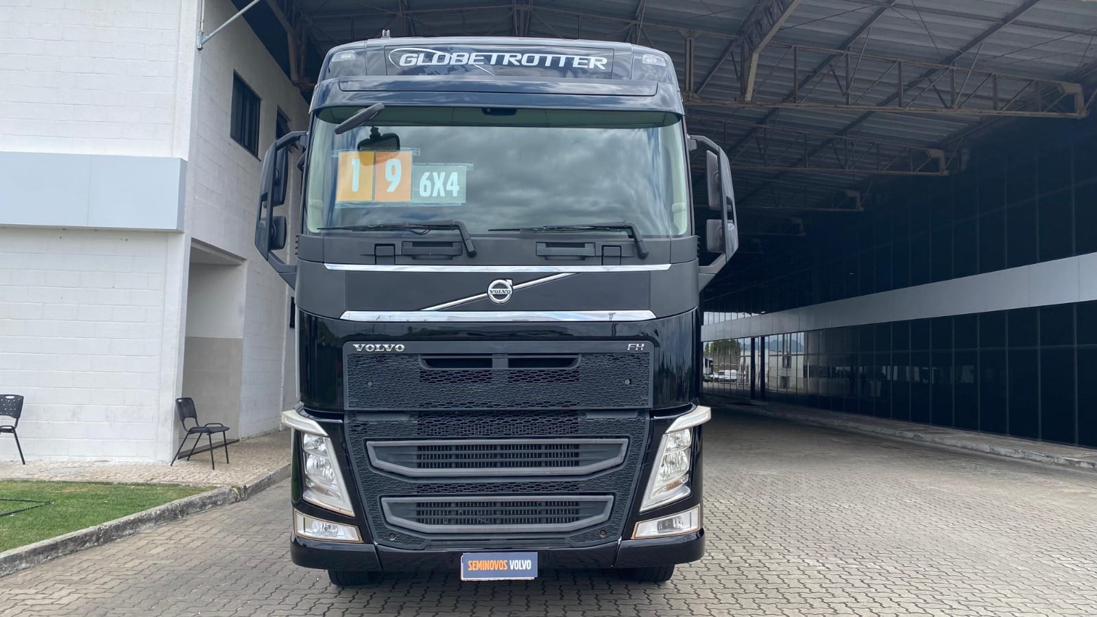Caminhão Volvo FH 540 6x4T 2019 - Imagem 1