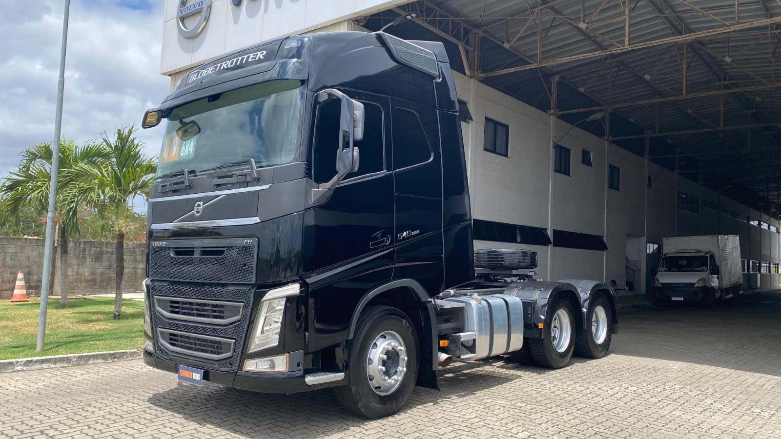 Caminhão Volvo FH 540 6x4T 2019 - Imagem 5