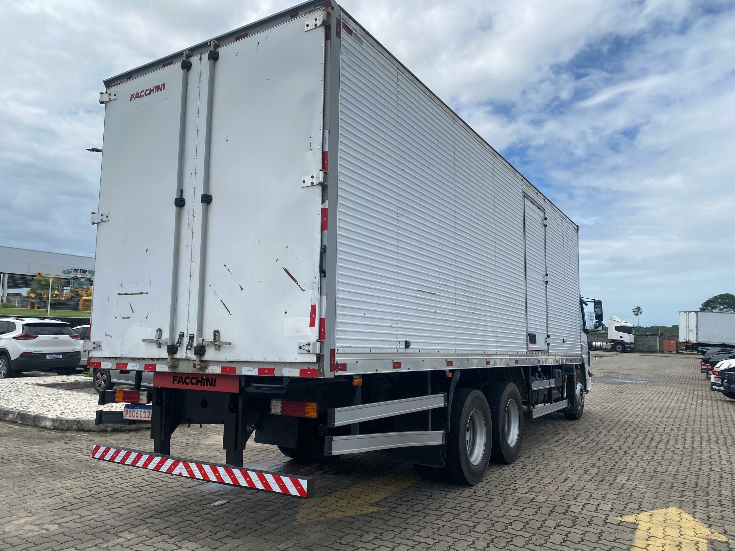 Caminhão Mercedes Benz Atego 2426 2020 - Imagem 5