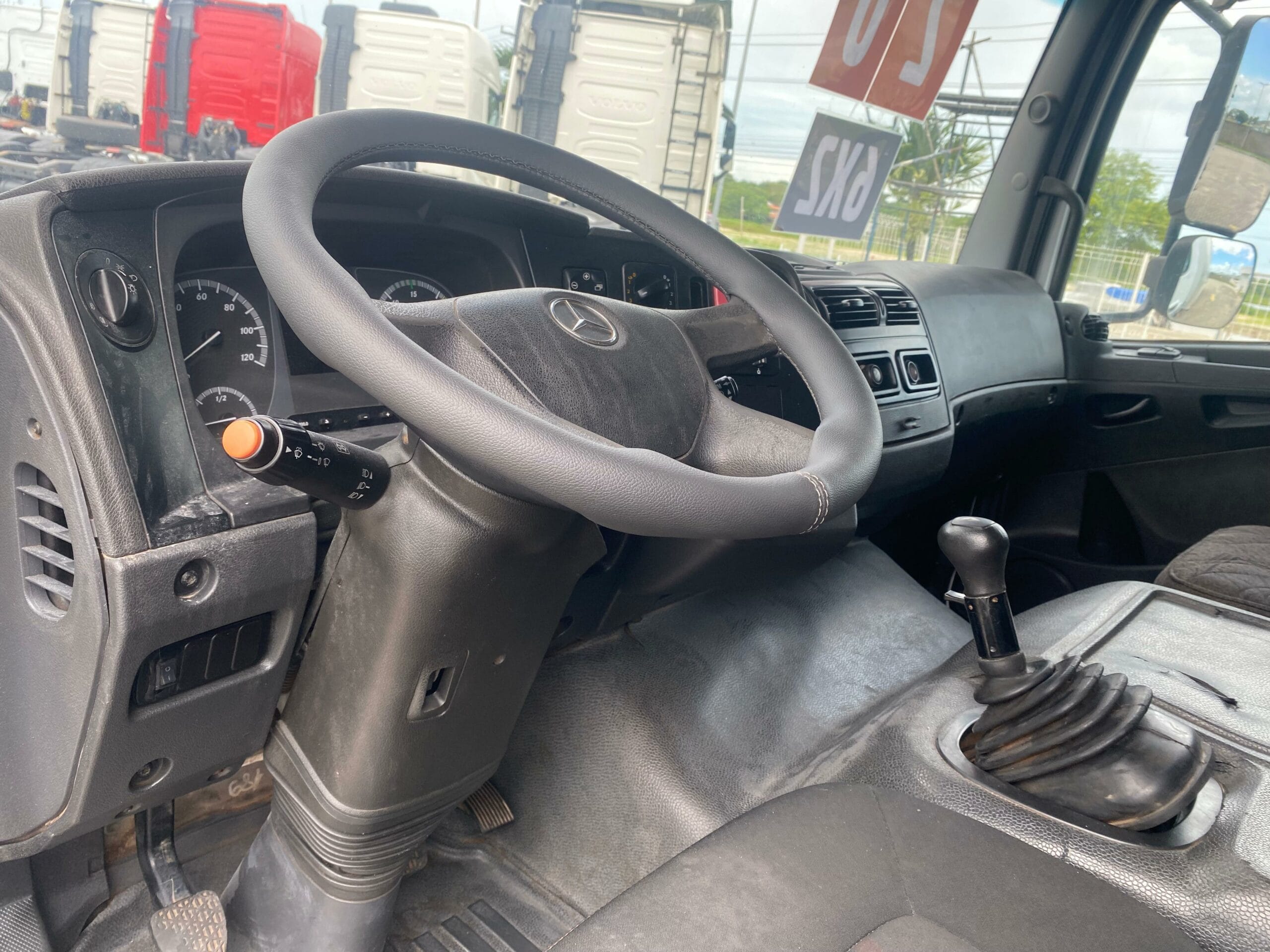 Caminhão Mercedes Benz Atego 2426 2020 - Imagem 10