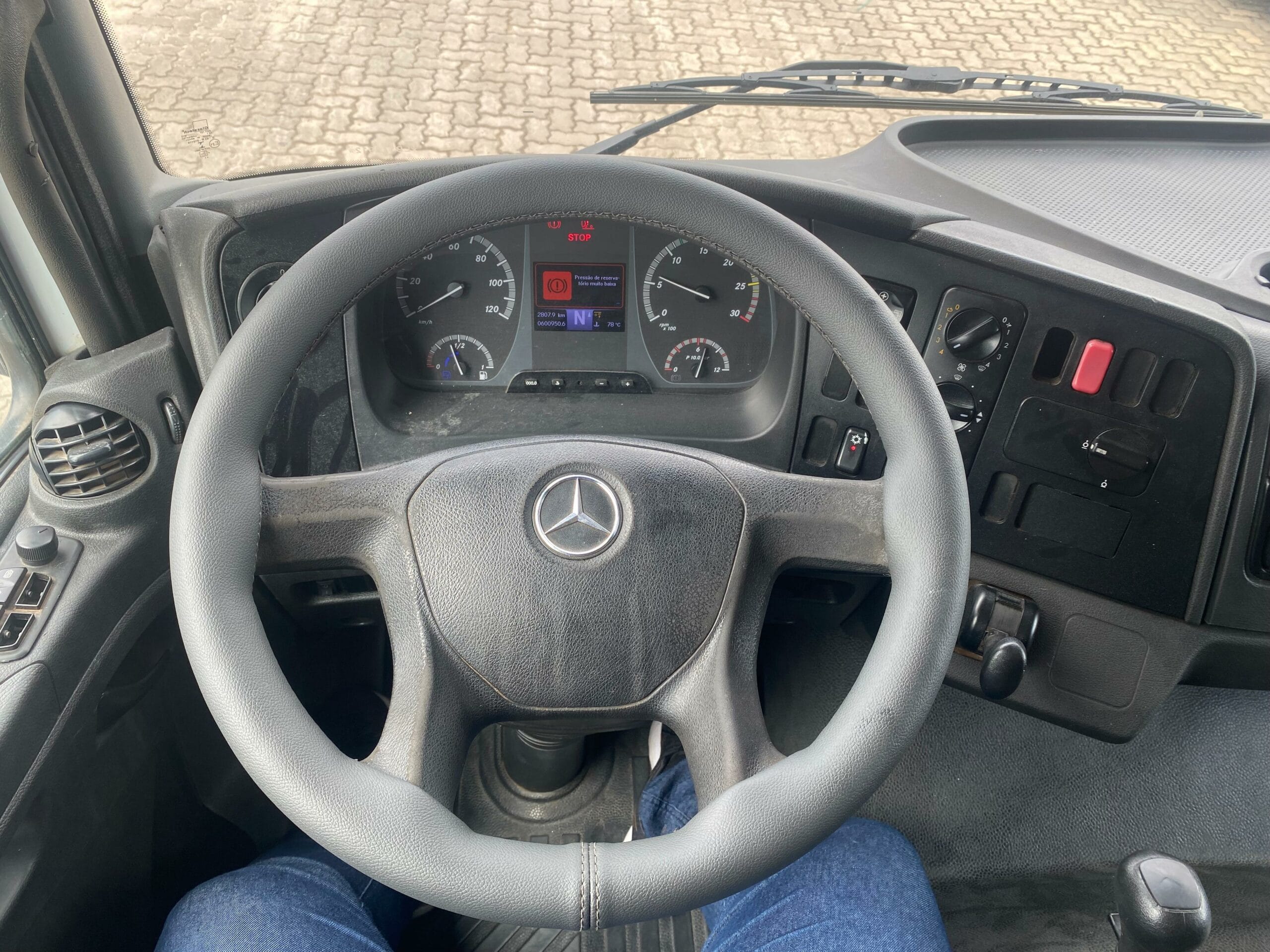 Caminhão Mercedes Benz Atego 2426 2020 - Imagem 18