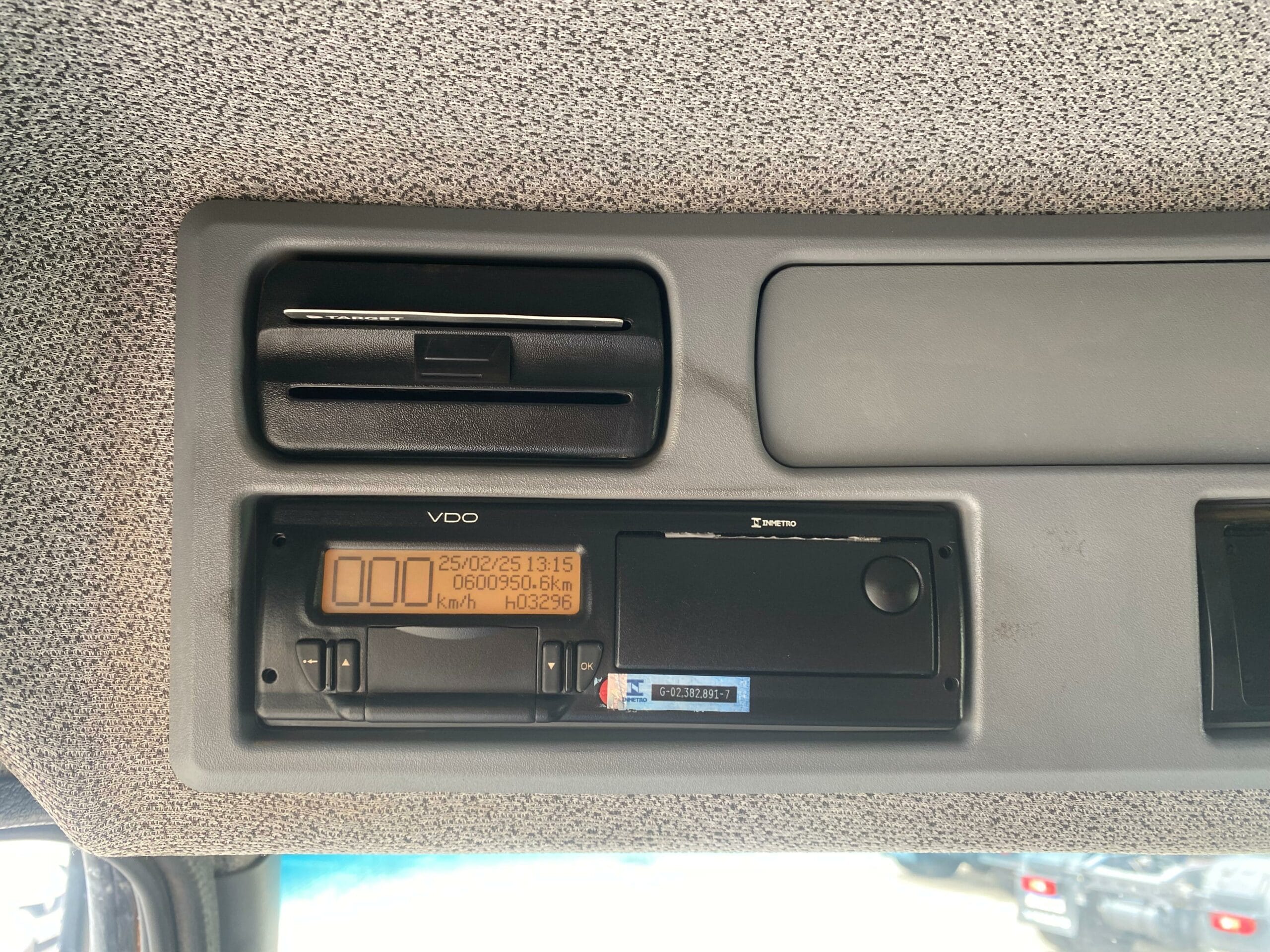 Caminhão Mercedes Benz Atego 2426 2020 - Imagem 19