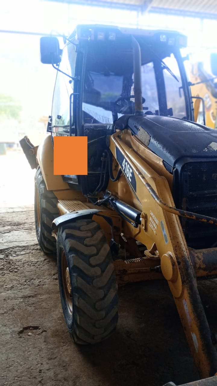 Retroescavadeira Caterpillar 416E 2012 - Imagem 7