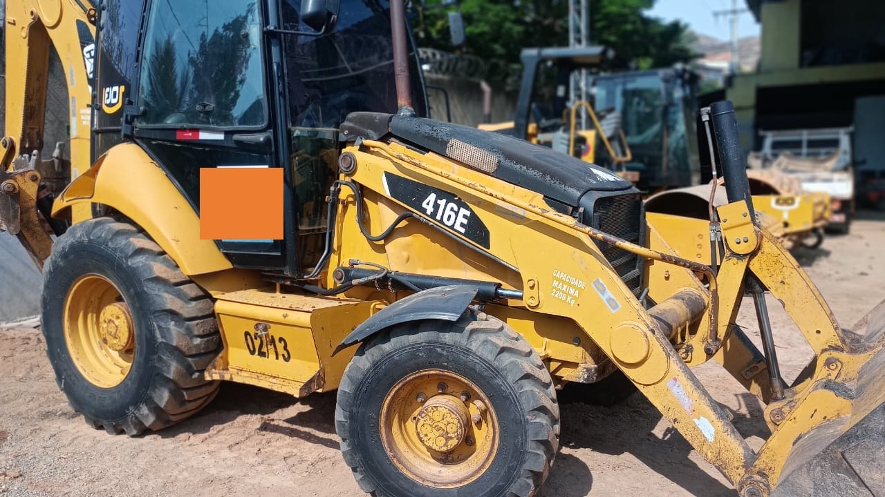 Retroescavadeira Caterpillar 416E 2012 - Imagem 11