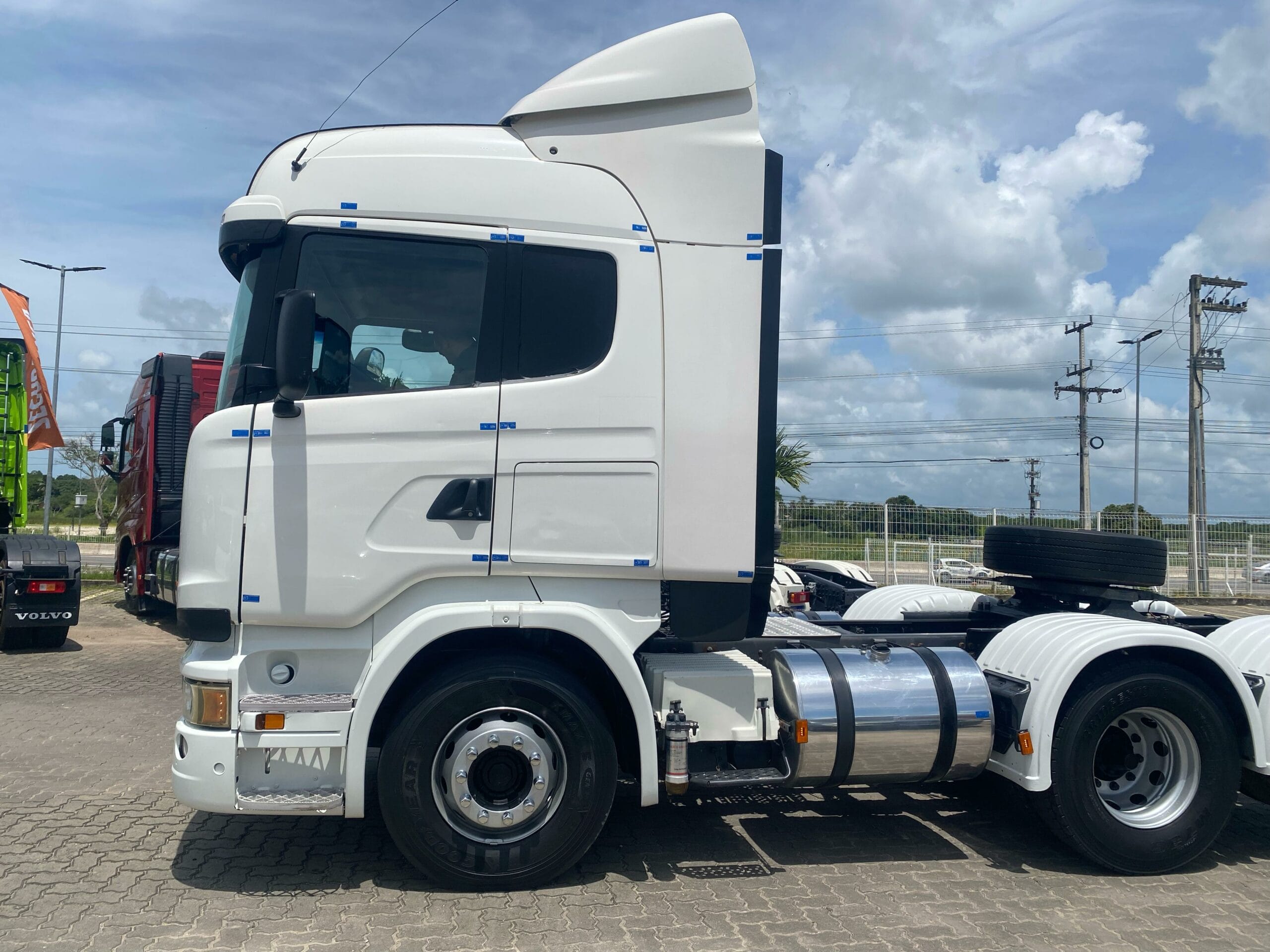 Caminhão Scania R440 6x2T 2017 - Imagem 16