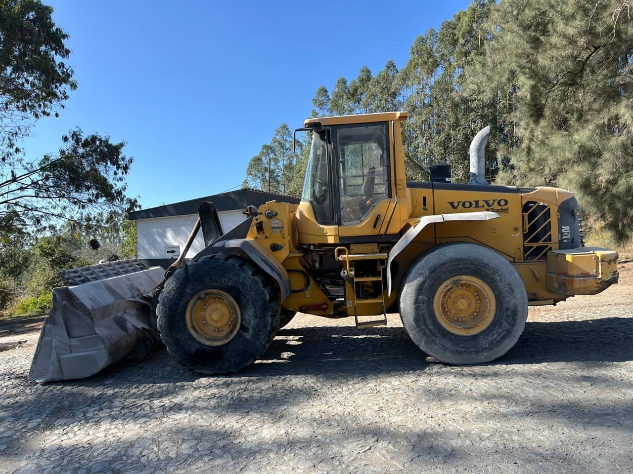 Pá Carregadeira Volvo L120F 2013 - Imagem 6