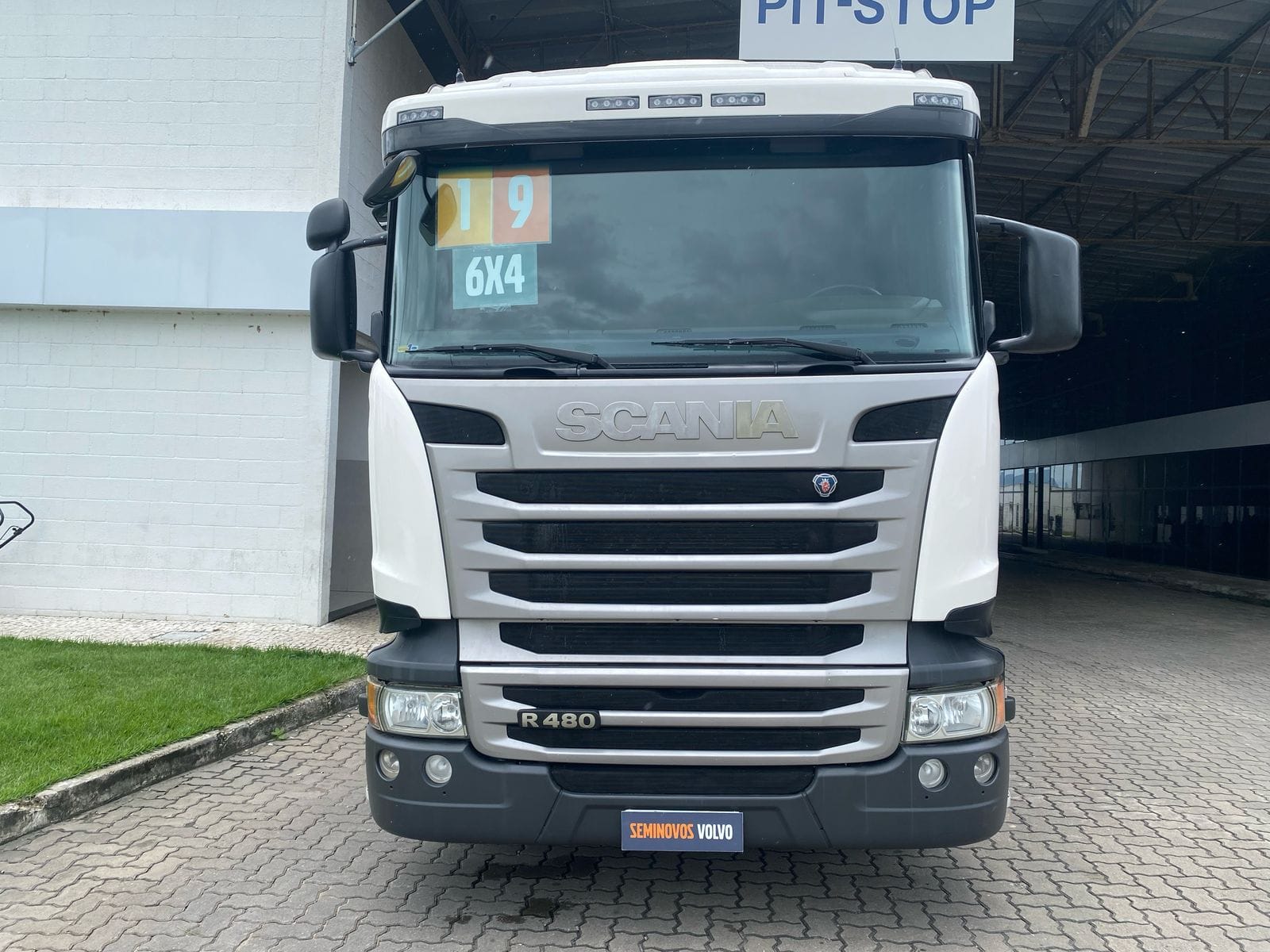 Caminhão Scania R480 6x4T 2019 - Imagem 2