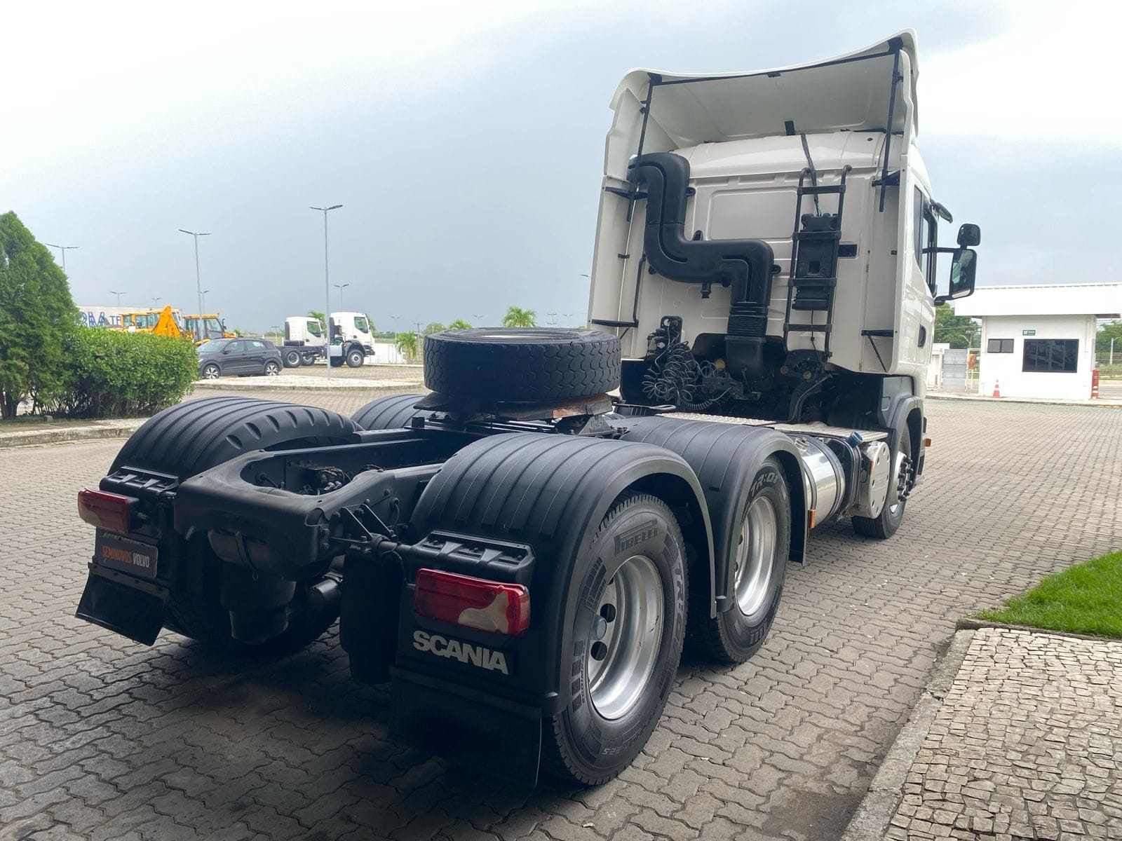 Caminhão Scania R480 6x4T 2019 - Imagem 14
