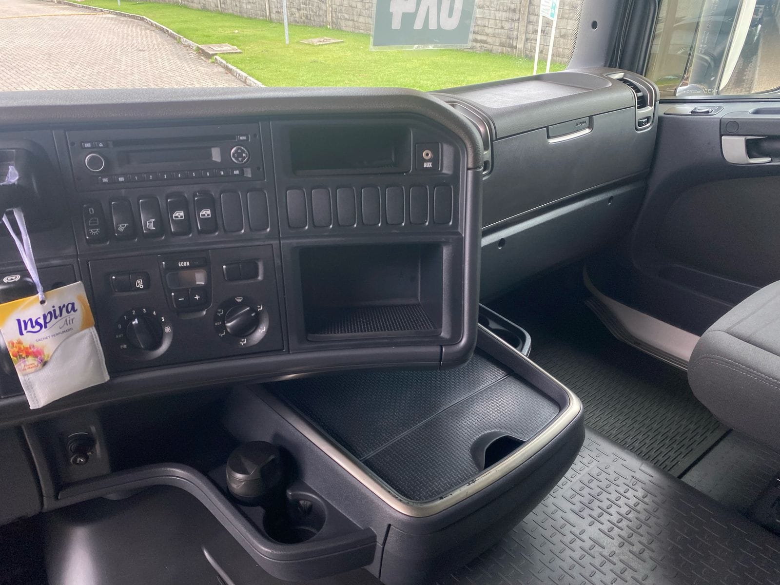 Caminhão Scania R480 6x4T 2019 - Imagem 16