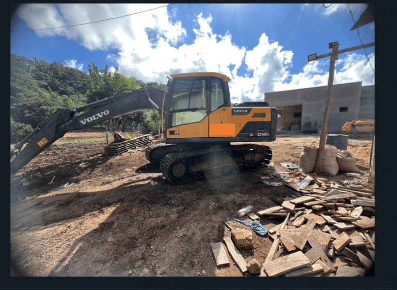Escavadeira Volvo EC140DL 2021 - Imagem 2