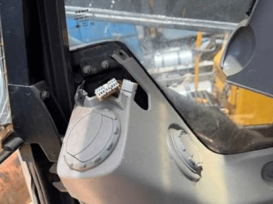 Escavadeira Volvo EC220D 2021 - Imagem 18