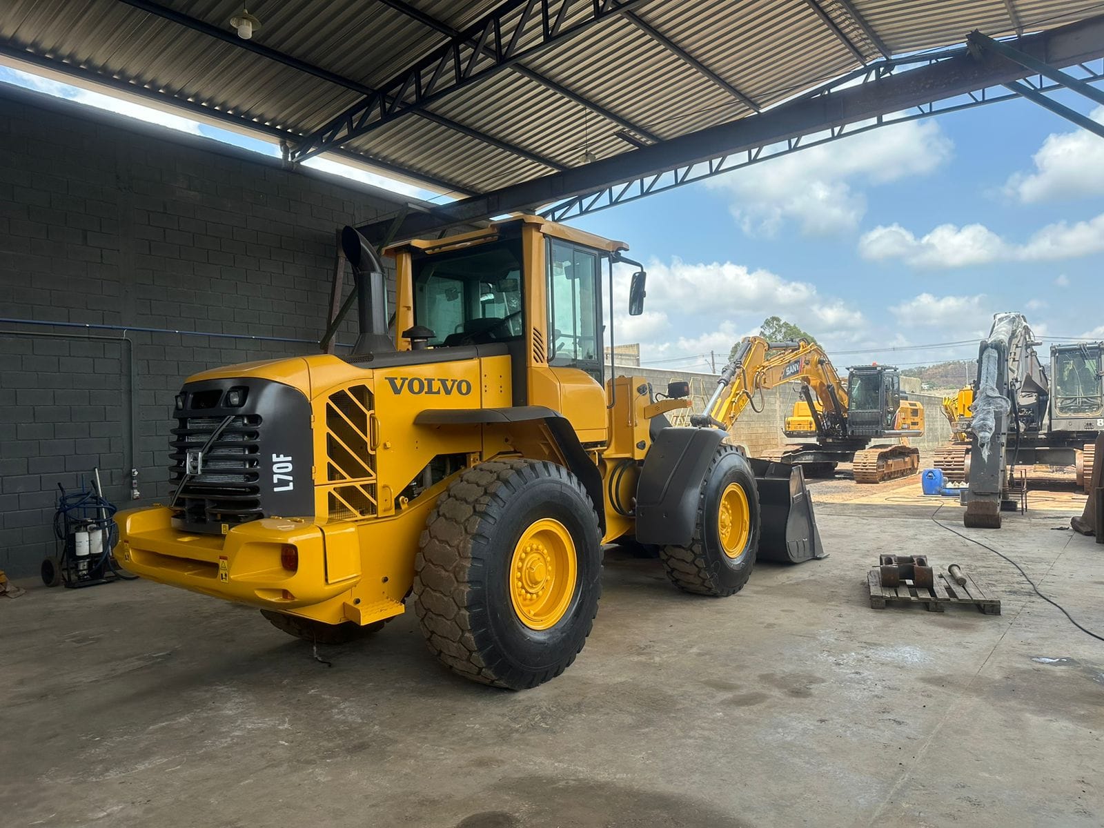 Pá Carregadeira Volvo L70 F 2017 - Imagem 1