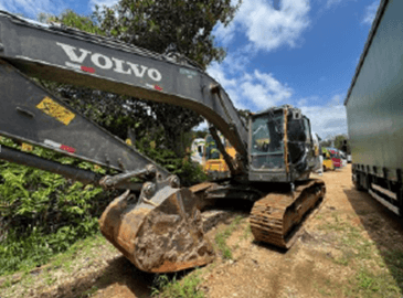 Escavadeira Volvo EC 250 DL 2022 - Imagem 1