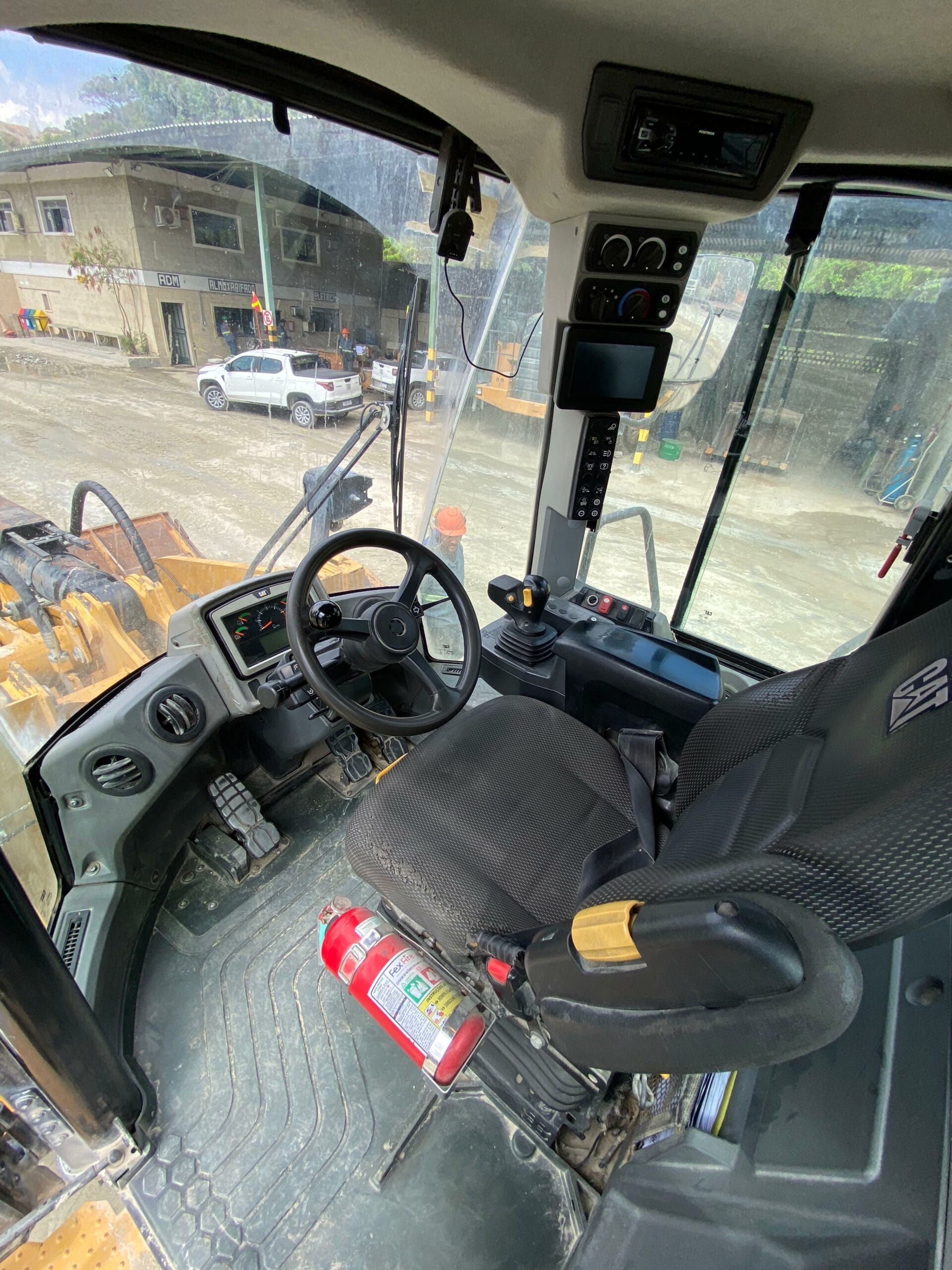 Pá Carregadeira / 950L 2019 - Imagem 4