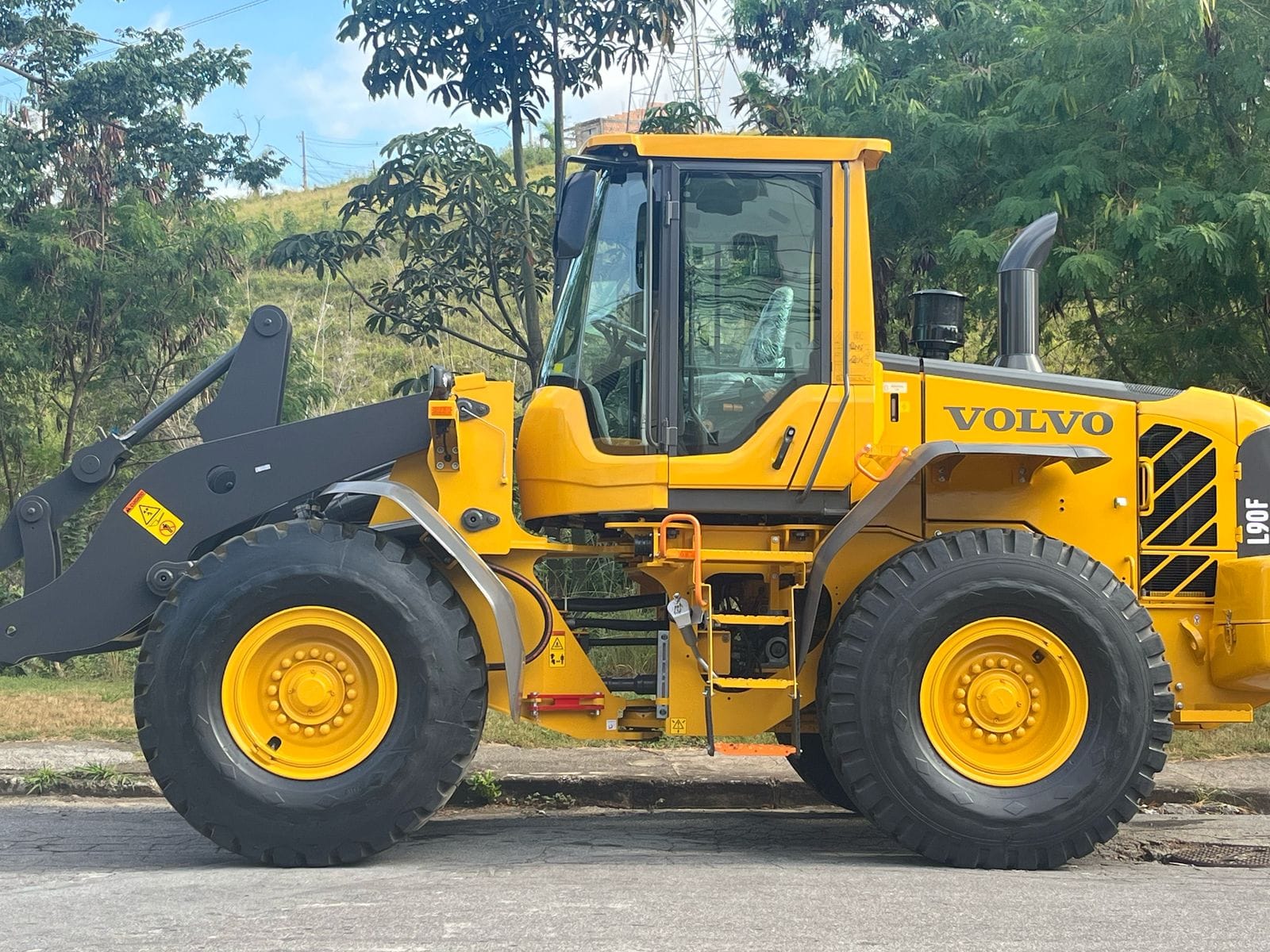 Pá Carregadeira Volvo L90F 2019 - Imagem 1