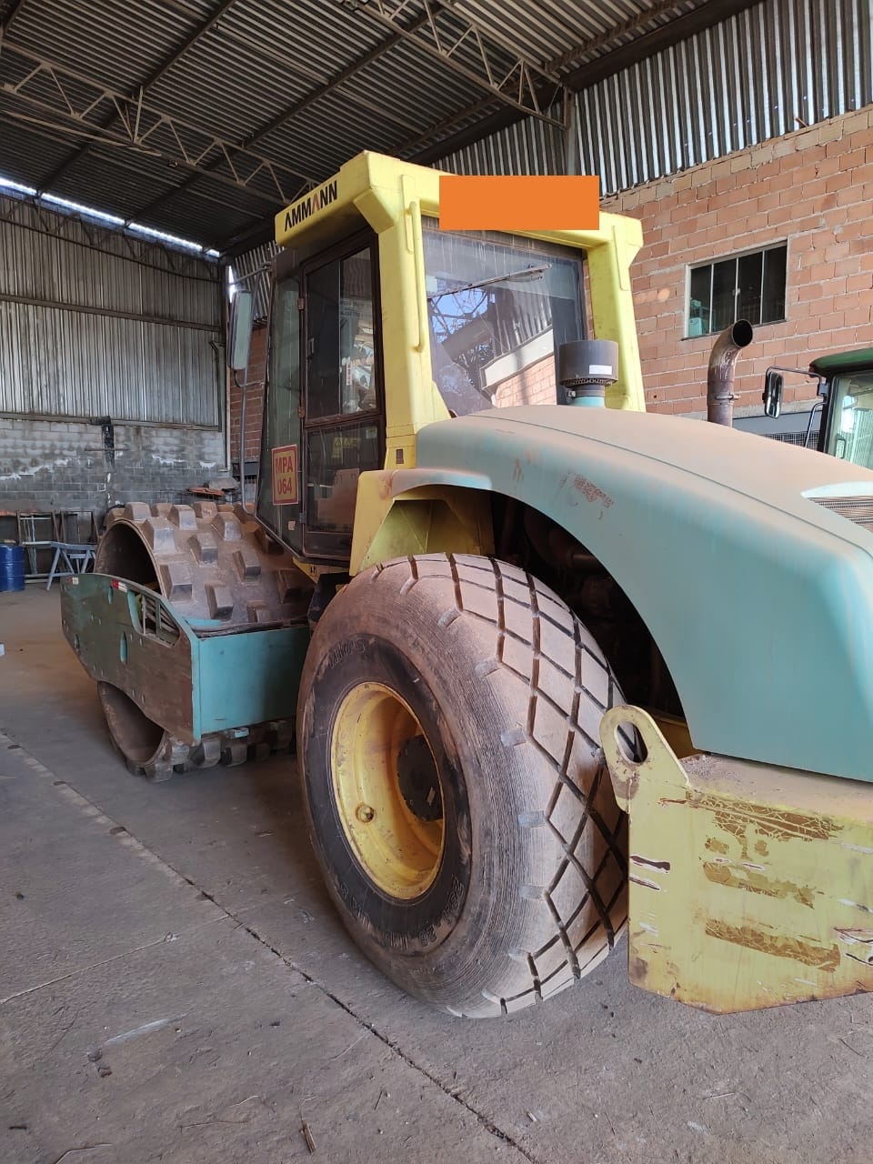 Rolo compactador Ammann ASC 110 2014 - Imagem 2
