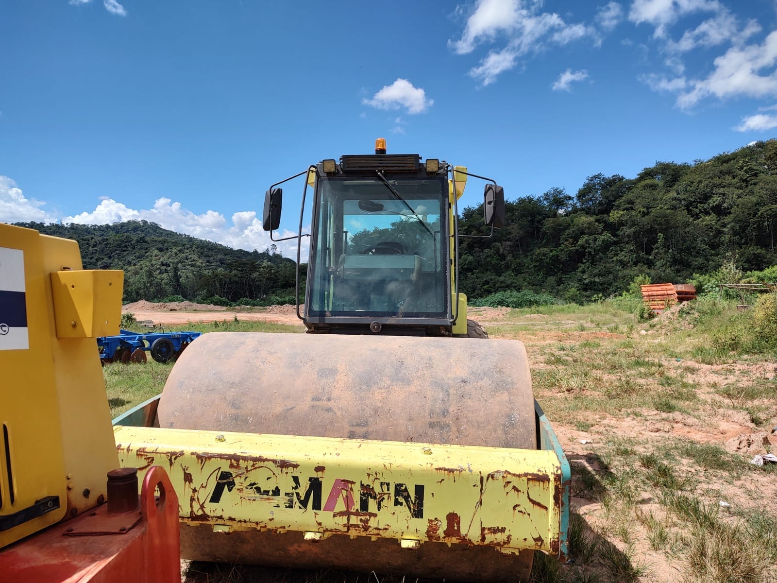 Rolo compactador Ammann ASC 110 2014 - Imagem 8