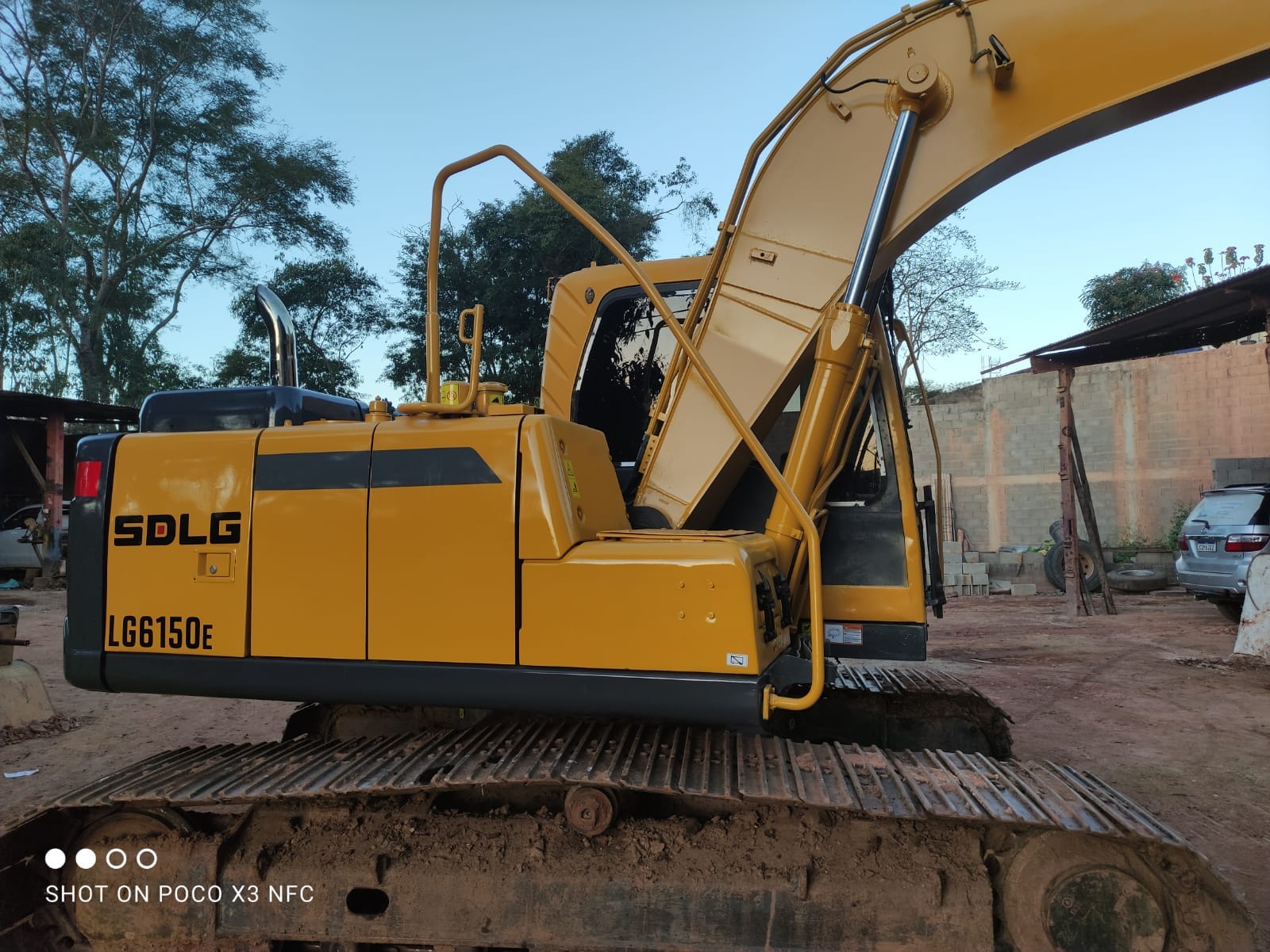 Escavadeira SDLG LG6150E 2014 - Imagem 3