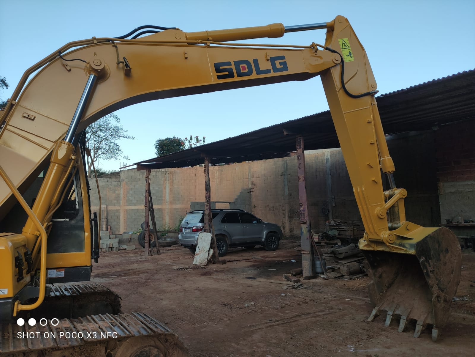 Escavadeira SDLG LG6150E 2014 - Imagem 4