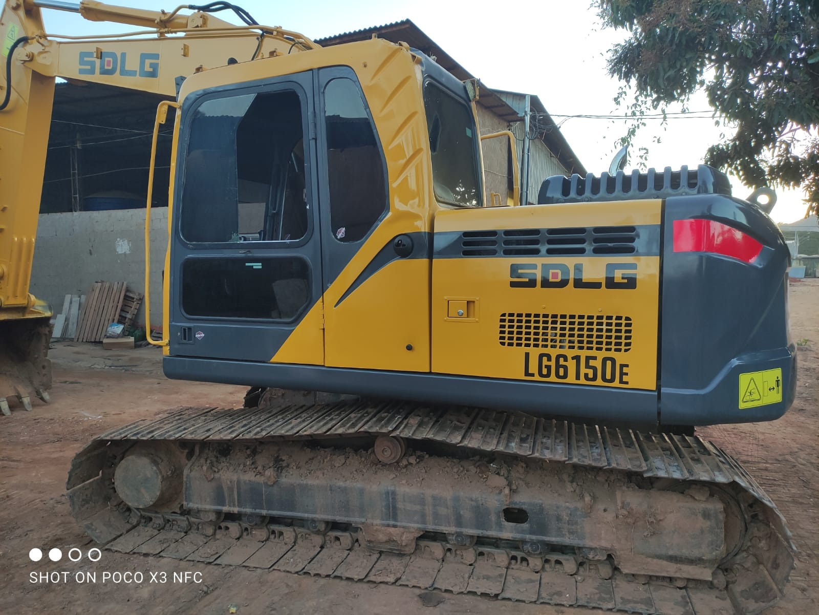 Escavadeira SDLG LG6150E 2014 - Imagem 5