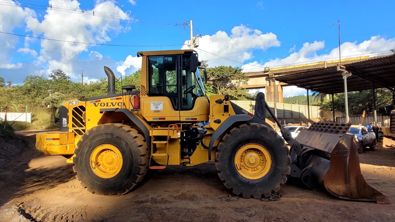 Pá Carregadeira Volvo L120F 2021 - Imagem 2