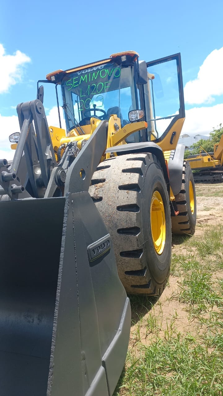 Pá Carregadeira Volvo L120F 2019 - Imagem 10