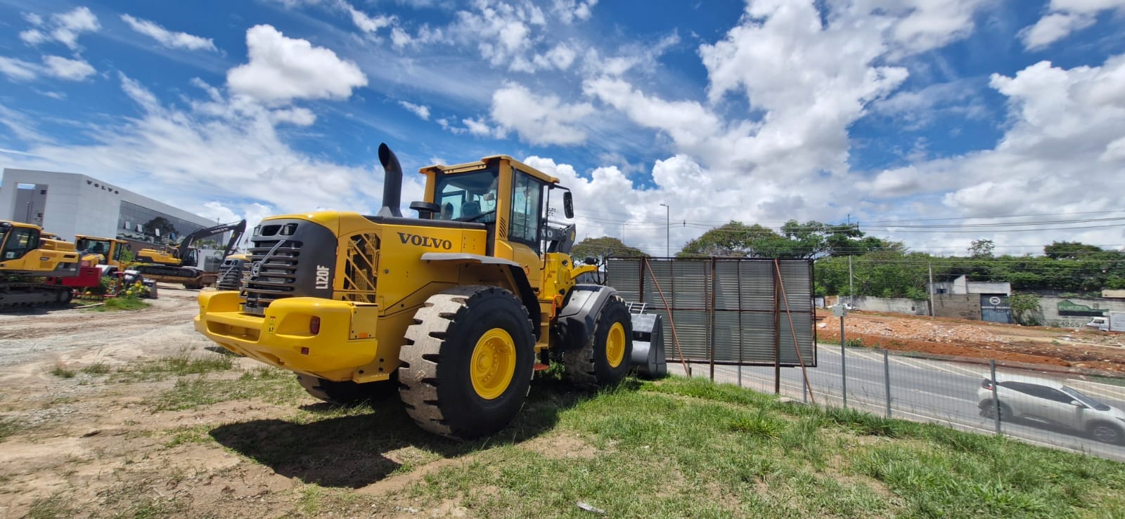 Pá Carregadeira Volvo L120F 2019 - Imagem 16