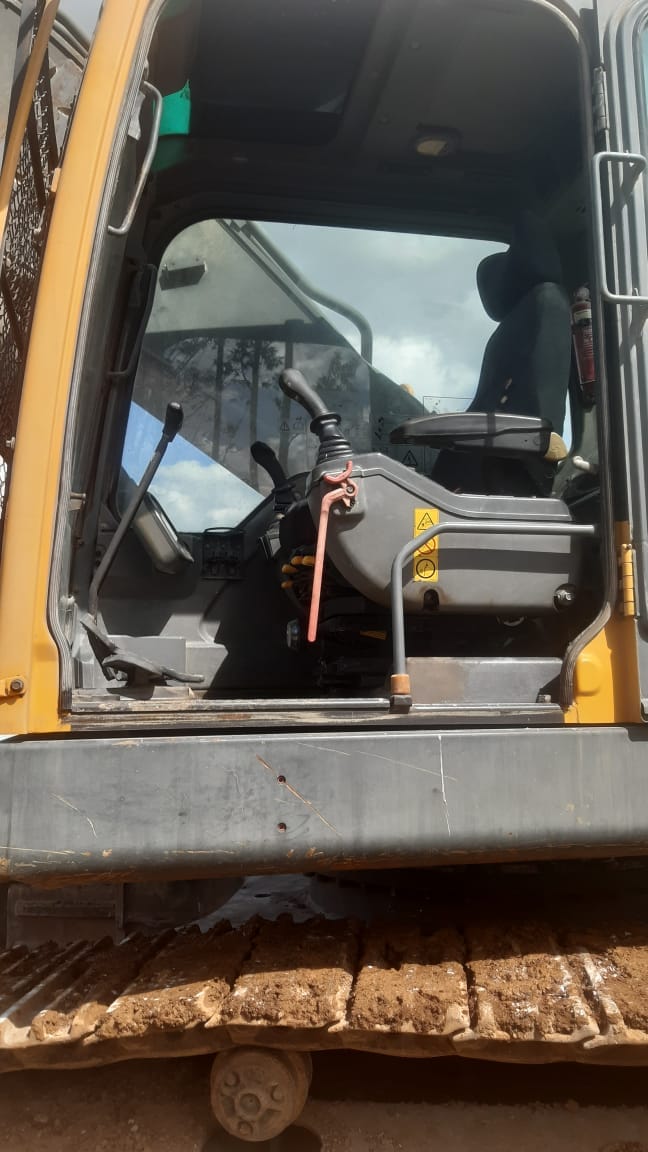 Escavadeira Volvo EC360BLC 2012 - Imagem 8