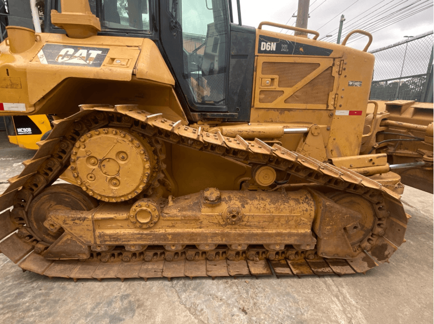 Trator de esteira Caterpillar D6NXL 2011 - Imagem 3