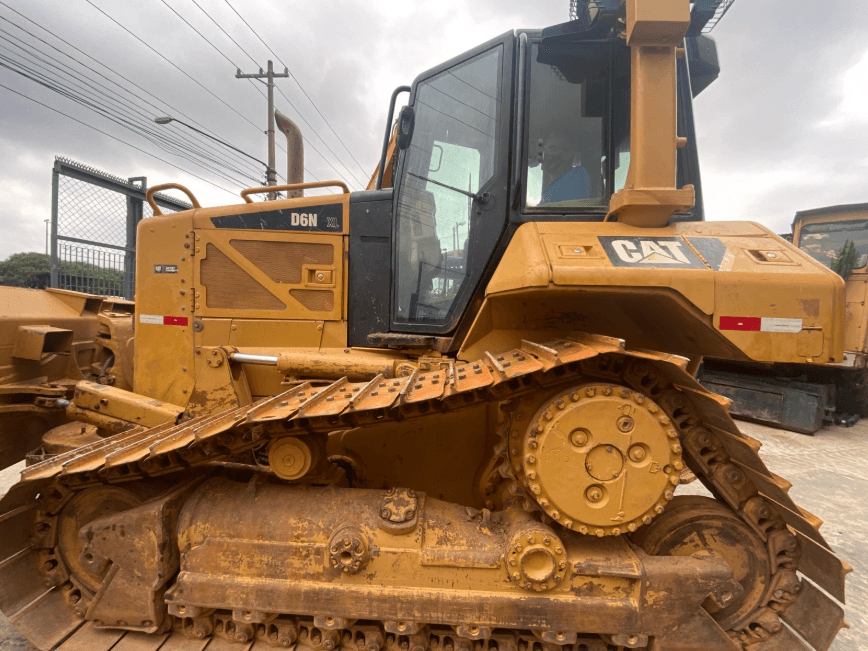 Trator de esteira Caterpillar D6NXL 2011 - Imagem 5