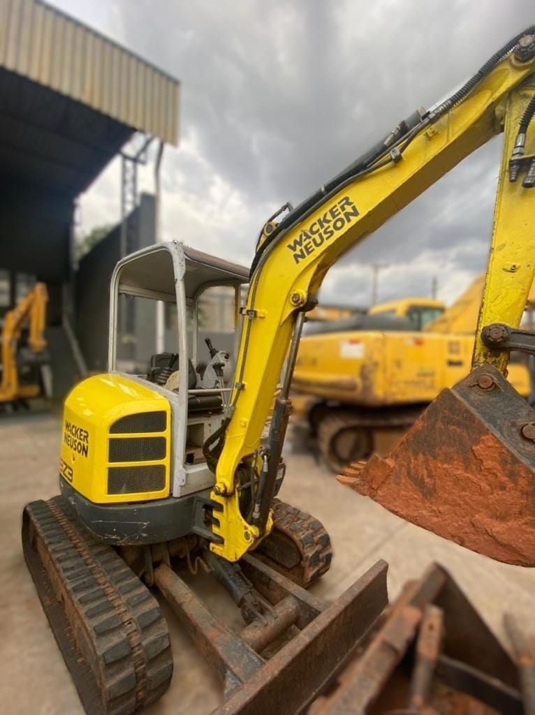 Mini Escavadeira Wacker Neuson 28Z3 2013 - Imagem 3